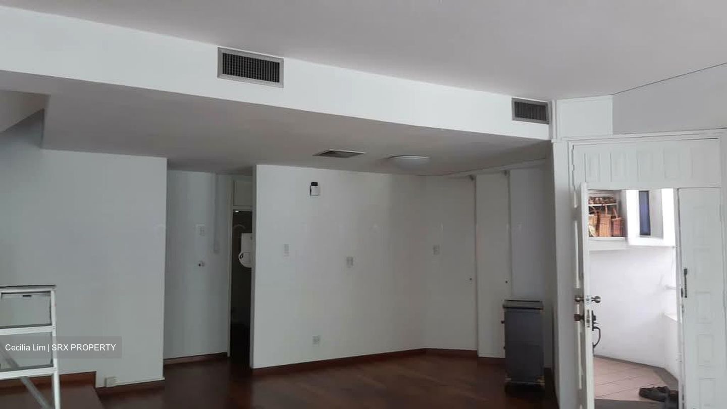 Elizabeth Heights (D9), Condominium #560445631